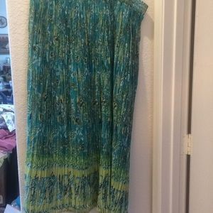 FINAL MARKDOWN White stag boho style skirt 12/14 large